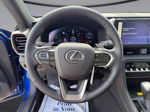 Used 2026 Lexus IS 350 F Sport w/ Accessory Package Z1 RWD image 21