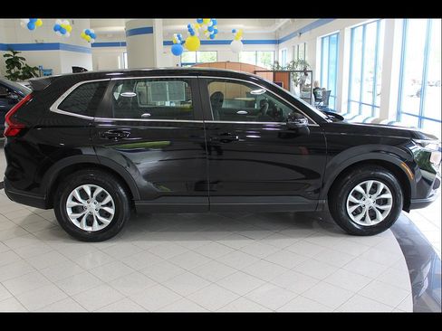 Certified 2024 Honda CR-V LX image 4
