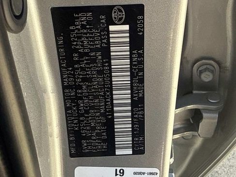 Used 2025 Toyota Camry LE image 19