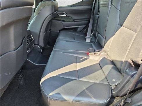 Used 2024 Lexus GX 550 AWD/4WD image 20