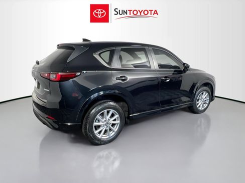 Used 2024 MAZDA CX-5 AWD 2.5 S w/ Preferred Package image 4