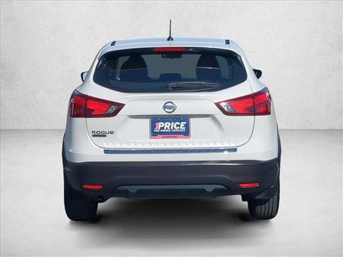 Used 2018 Nissan Rogue Sport S w/ S Appearance Package FWD image 7