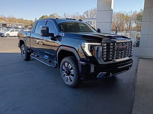 Used 2024 GMC Sierra 2500 Denali w/ Denali Reserve Package image 17
