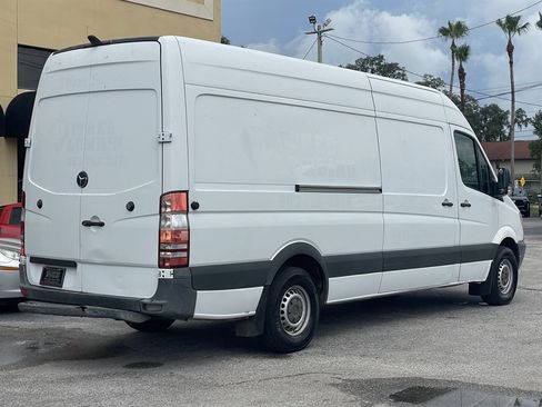 Used 2012 Mercedes-Benz Sprinter 2500 image 9