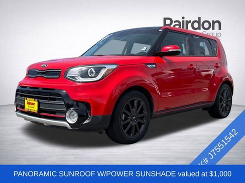 Used 2018 Kia Soul ! w/ Tech Package FWD image 3