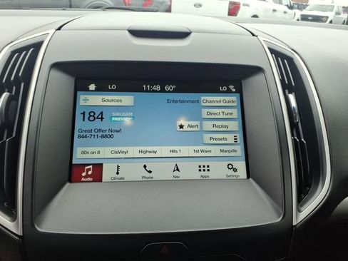 Used 2018 Ford Edge SEL w/ Equipment Group 201A AWD/4WD image 18