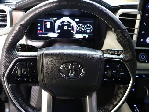 Used 2024 Toyota Sequoia Capstone image 39