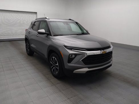 Used 2025 Chevrolet TrailBlazer LT FWD image 14