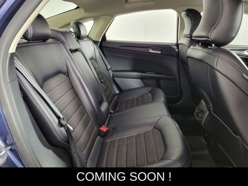 Used 2018 Ford Fusion SE image 17