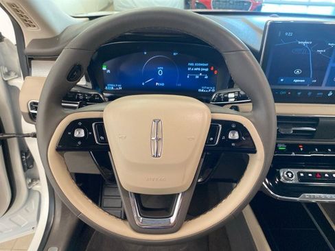 Used 2023 Lincoln Corsair AWD w/ Equipment Group 101A image 16