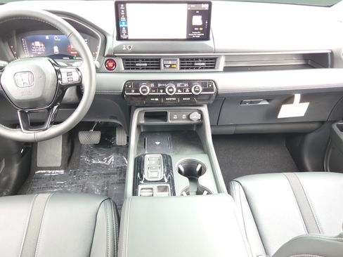 Used 2026 Honda Pilot EX-L image 12