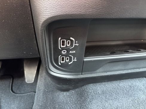 New 2025 RAM 2500 Tradesman image 19