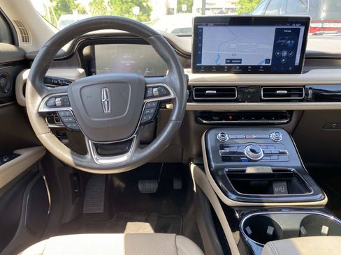 Used 2021 Lincoln Nautilus Reserve w/ Class II Trailer Tow Package AWD/4WD image 12