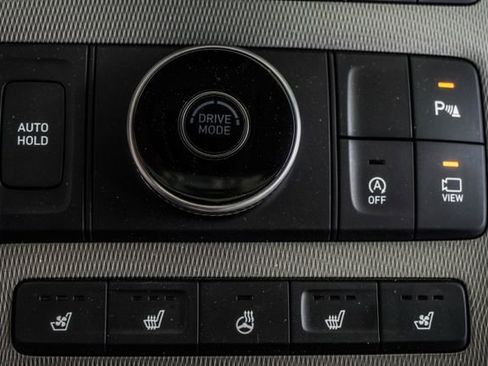 Used 2022 Hyundai Palisade Limited w/ Winter Package FWD image 21