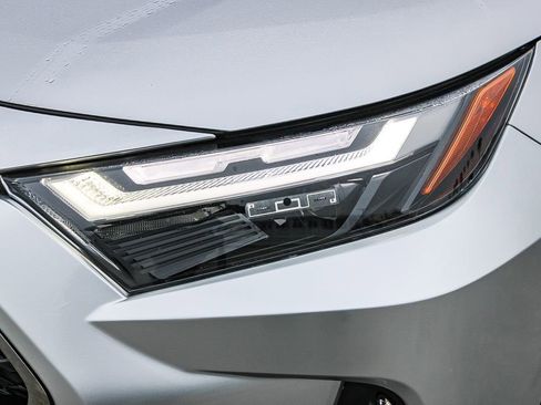 Used 2022 Toyota RAV4 XSE w/ Weather Package AWD/4WD image 4