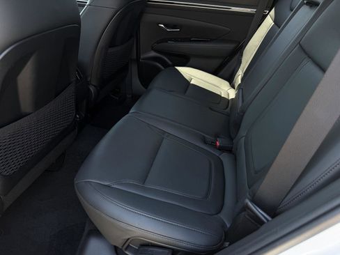 Used 2024 Hyundai Tucson Limited FWD image 8