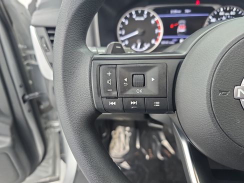 Certified 2024 Nissan Rogue SV AWD/4WD image 17