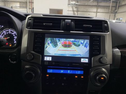 Used 2023 Toyota 4Runner Limited AWD/4WD image 6