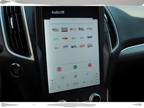 Used 2021 Ford Edge SEL w/ Convenience Package image 22