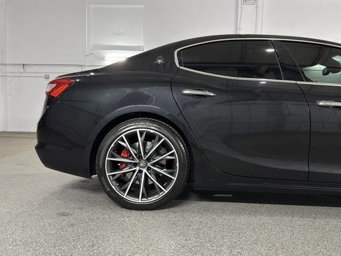 Used 2019 Maserati Ghibli S GranLusso AWD/4WD image 6