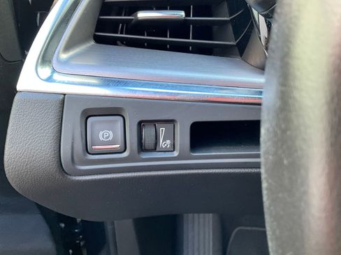 Certified 2022 Cadillac XT5 Luxury image 25