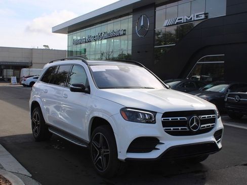 Certified 2023 Mercedes-Benz GLS 580 4MATIC image 3