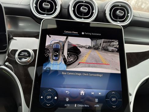 Used 2026 Mercedes-Benz GLC 300 4MATIC image 24