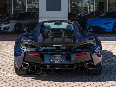 Used 2020 McLaren 570S Spider RWD image 27