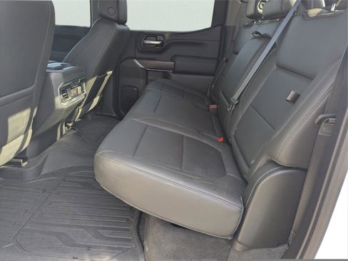 Used 2019 GMC Sierra 1500 SLT w/ SLT Premium Plus Package image 9
