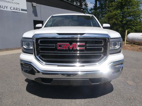 Used 2019 GMC Sierra 1500 SLE w/ SLE Value Package RWD image 2