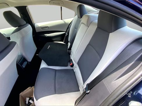 Used 2024 Toyota Corolla LE FWD image 27