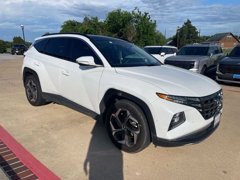 Certified 2024 Hyundai Tucson Limited FWD image 2