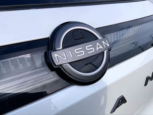 Used 2025 Nissan Murano SL image 33