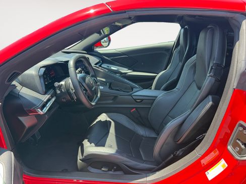 Used 2022 Chevrolet Corvette Stingray Coupe w/ 1LT RWD image 10