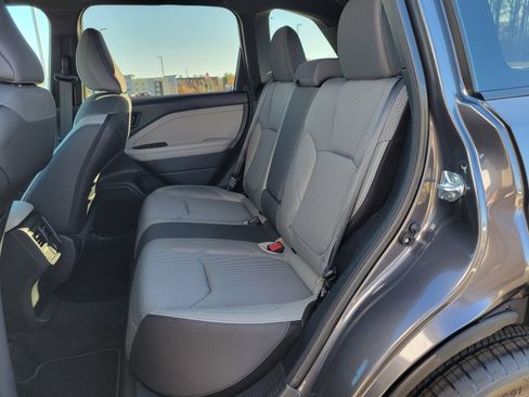 New 2026 Subaru Forester Premium AWD/4WD image 32