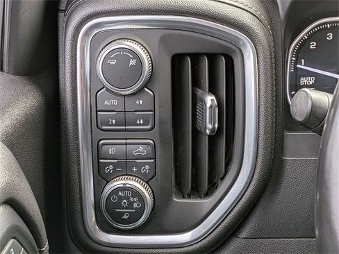 Used 2019 GMC Sierra 1500 SLT w/ SLT Premium Package image 18