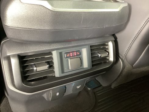Used 2025 Ford F150 Raptor AWD/4WD image 19