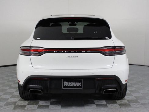 Used 2025 Porsche Macan image 6