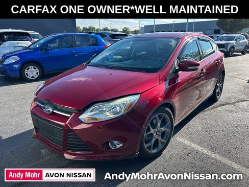Used 2014 Ford Focus SE w/ Equipment Group 201A FWD image 2