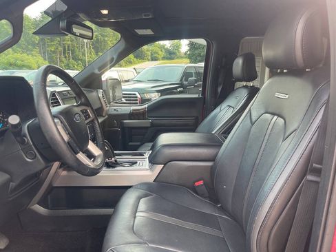 Used 2016 Ford F150 Platinum w/ Equipment Group 701A Luxury AWD/4WD image 21