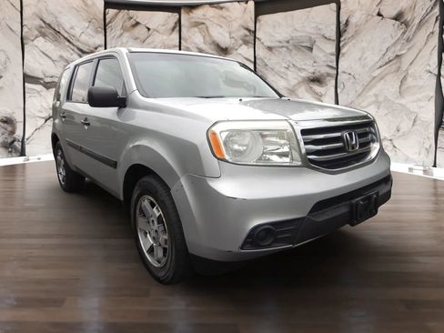 Used 2013 Honda Pilot LX image 3