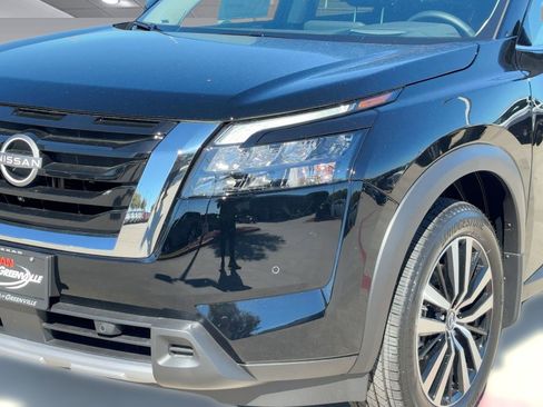 New 2025 Nissan Pathfinder Platinum w/ Cargo Package image 11