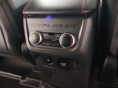 Used 2025 Ford Explorer ST RWD image 16