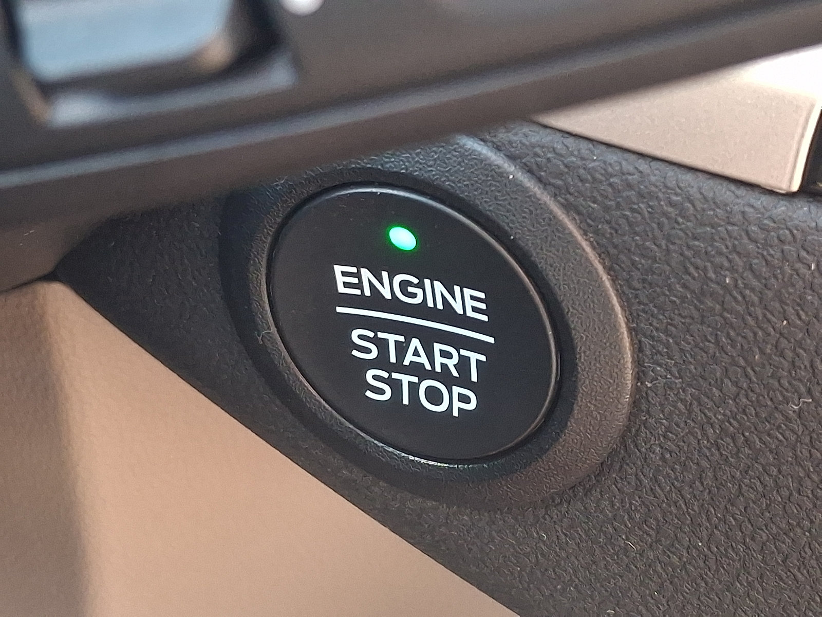 Used 2022 Ford Escape SEL AWD/4WD image 22