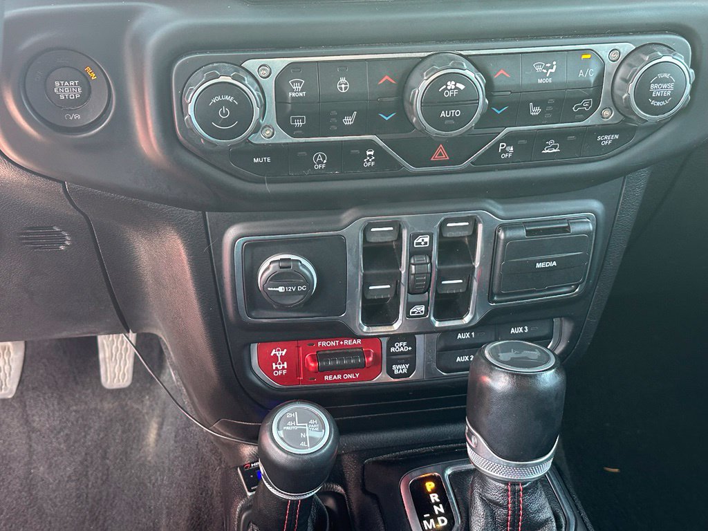 Used 2021 Jeep Wrangler Unlimited Rubicon AWD/4WD image 36