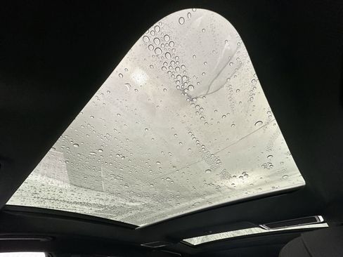 Used 2017 Mercedes-Benz S 550 Sedan image 22