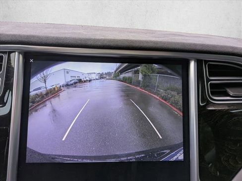 Used 2016 Tesla Model S 75D image 15