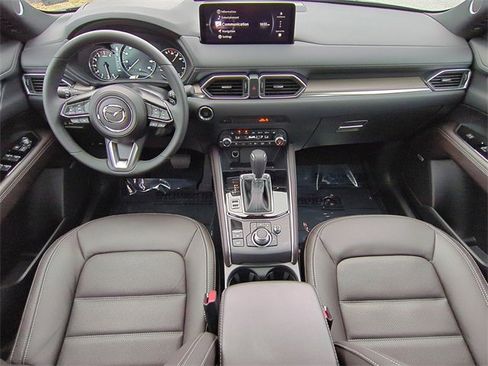 New 2025 MAZDA CX-5 Signature image 17