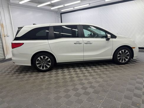 Used 2023 Honda Odyssey EX-L image 6