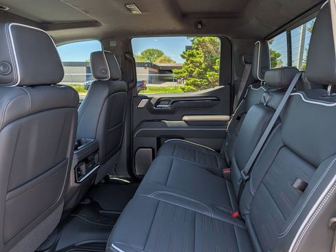 New 2026 GMC Sierra 1500 AT4X AWD/4WD image 34